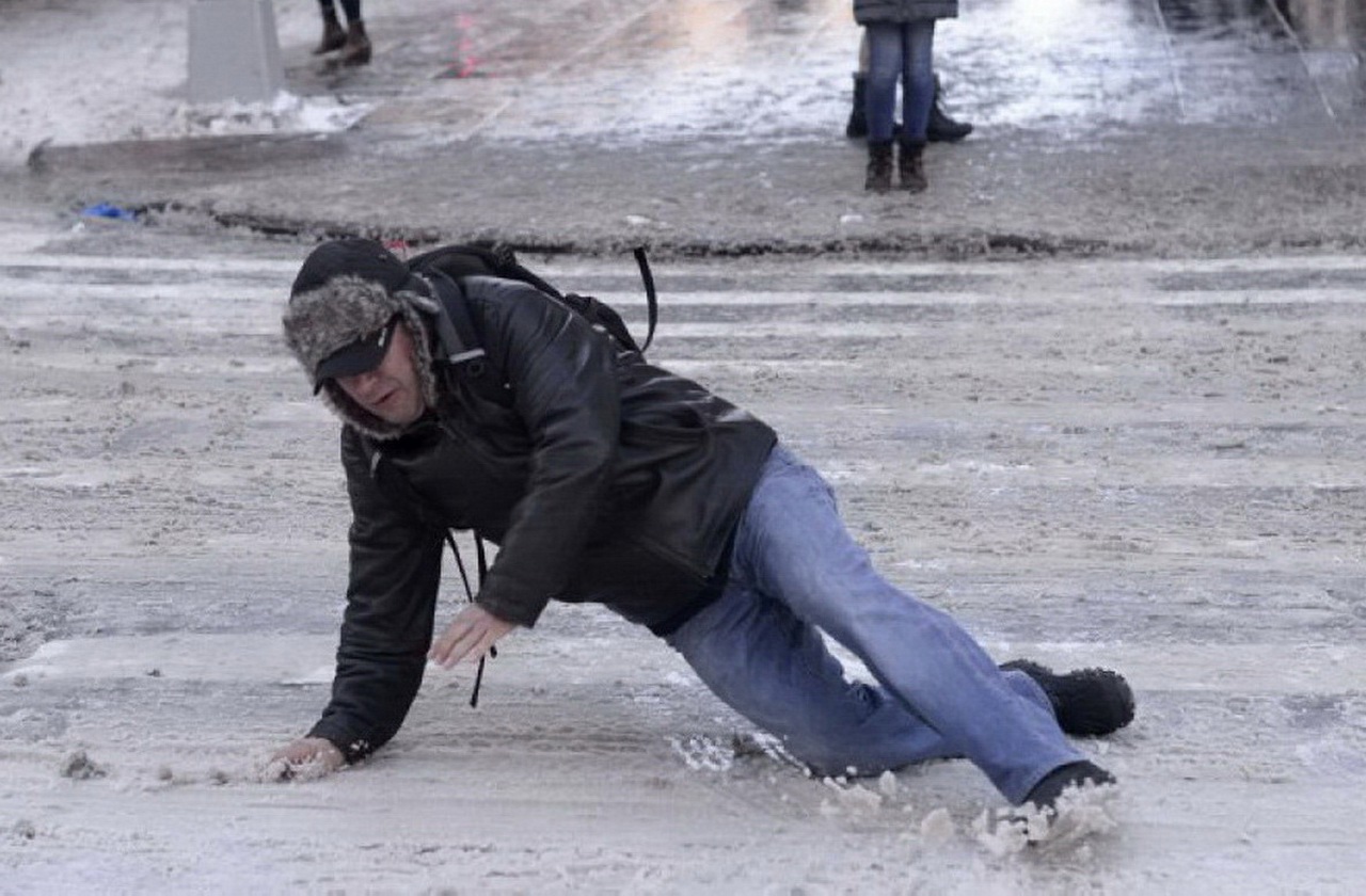 Meteorologii au emis Cod galben de ghețuș în toată țara. Recomandări pentru cetățeni