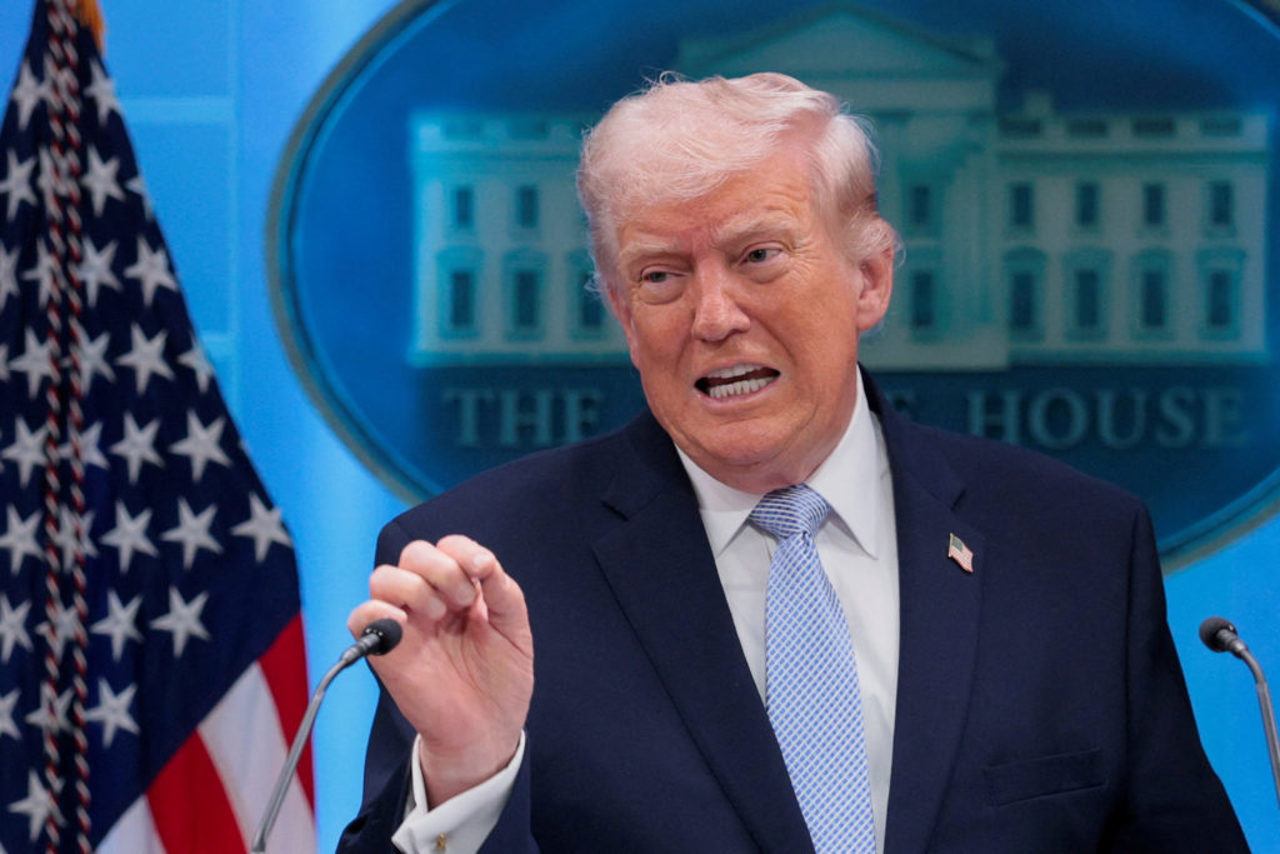„Trebuie să ne ținem departe de el”. Extrema dreaptă europeană se îndepărtează de Trump