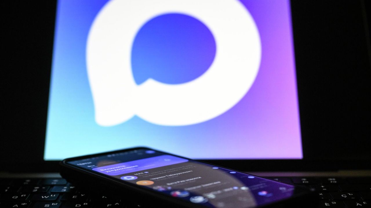 Aplicația Max colectează date și monitorizează VPN-urile, susțin experții în securitate