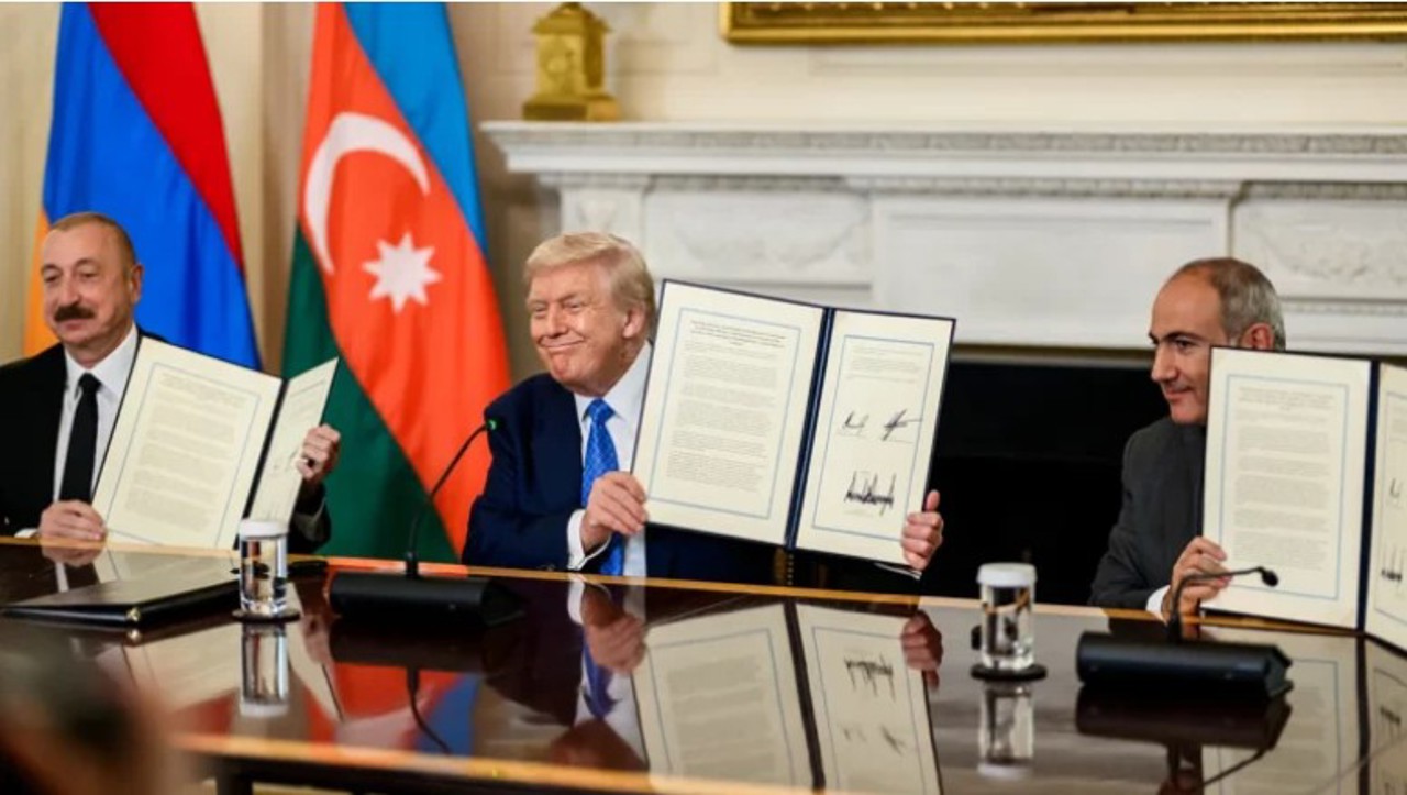 Азербайджан и Армения опубликовали текст проекта мирного договора