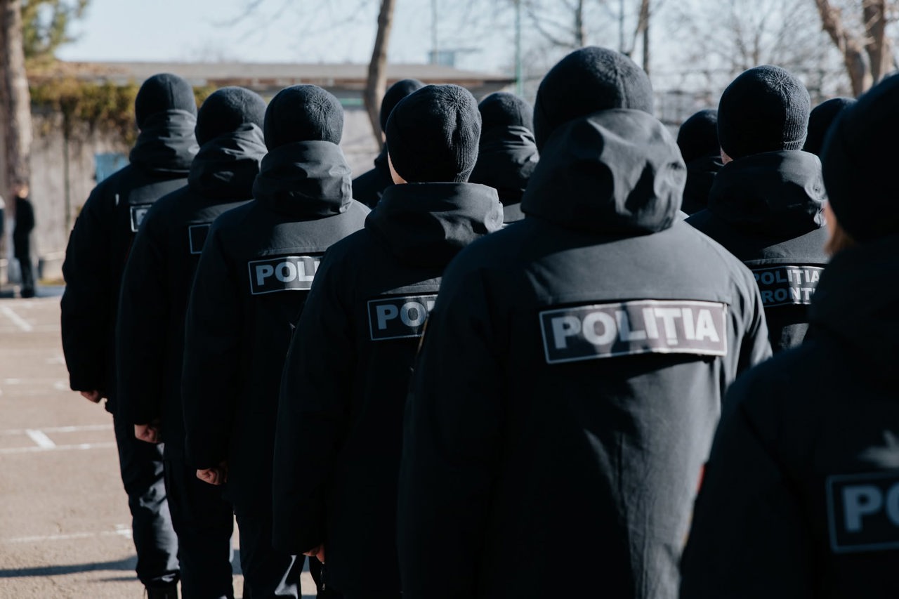 Venit suplimentar, fără conflict de interese. Angajații MAI vor putea lucra și în sectorul privat