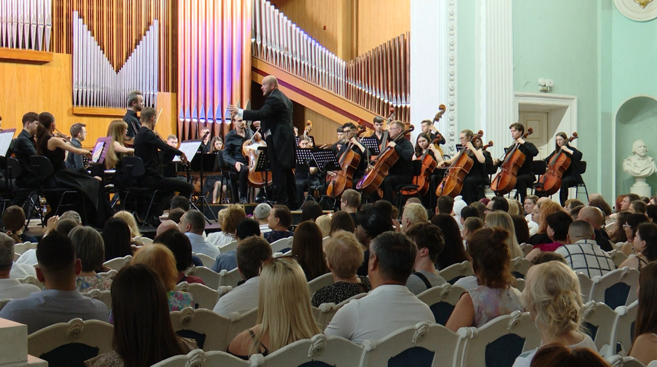 Tineri muzicieni din cinci țări i-au adus un omagiu lui Beethoven, la Chișinău
