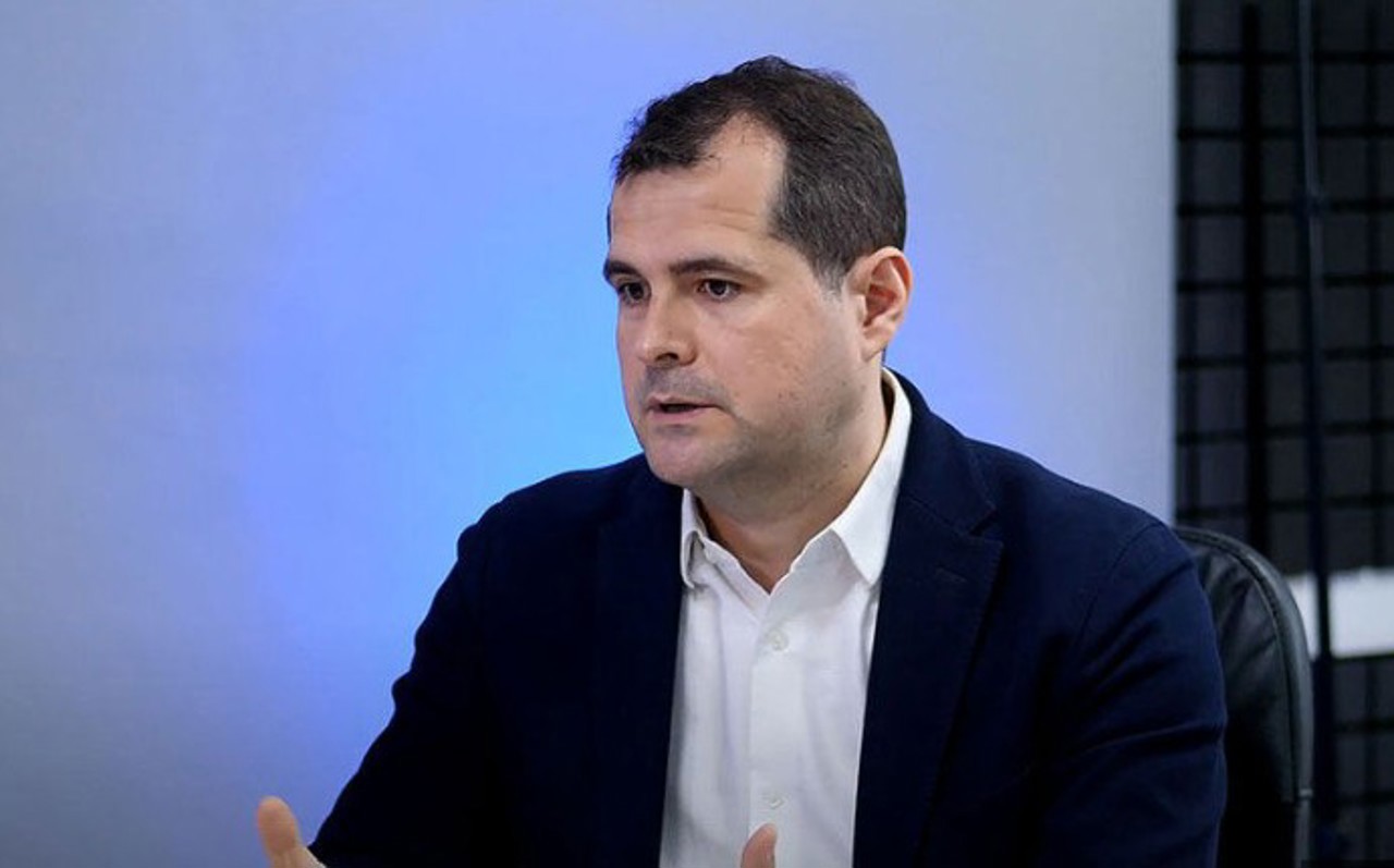 Tofan critică cerințele absurde pentru afaceri: Contractul cu preotul, condiție de autorizare a unui cabinet stomatologic
