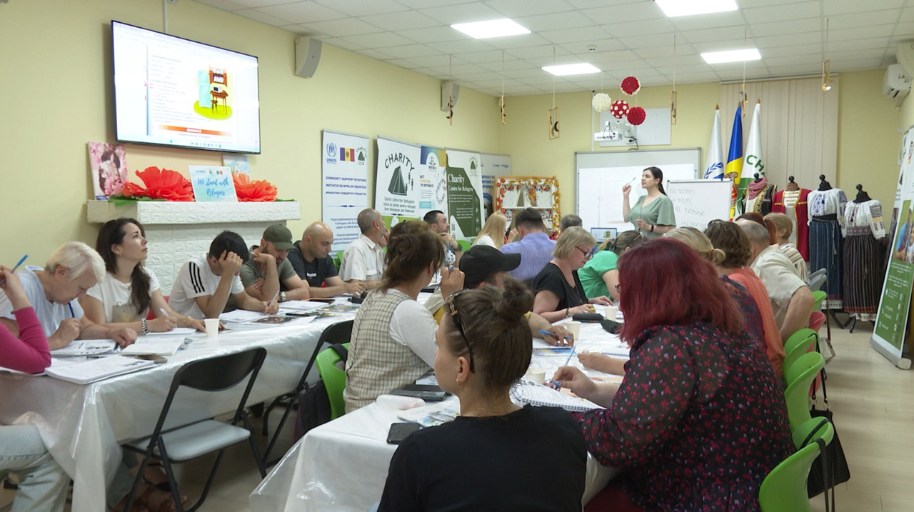 Limba română, punte către integrare: refugiații învață să-și construiască o nouă viață