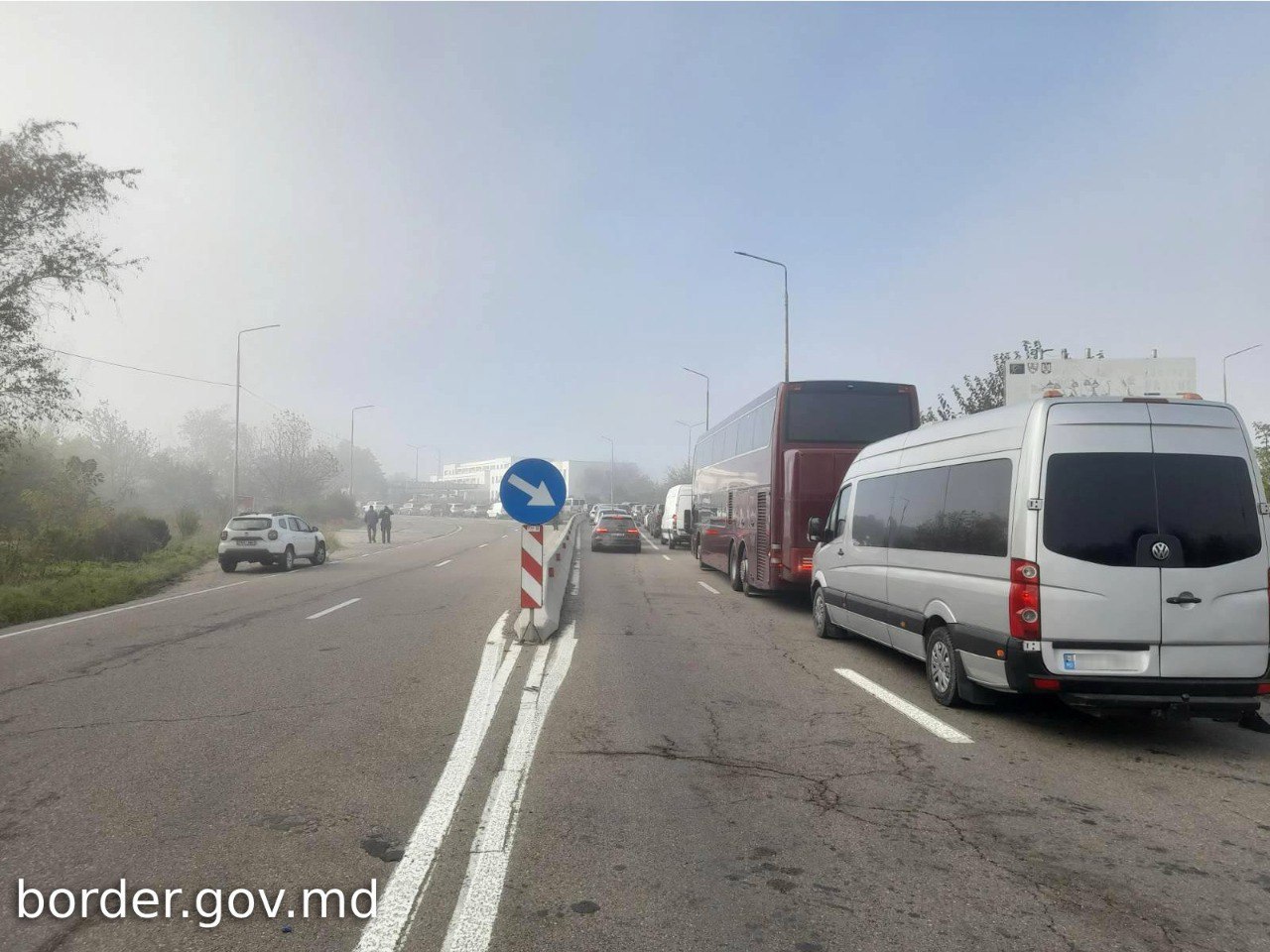 Trafic intens la PTF Leușeni, PTF Criva și PTF Sculeni, pe sensul de ieșire din Republica Moldova. Precizările Poliției de Frontieră