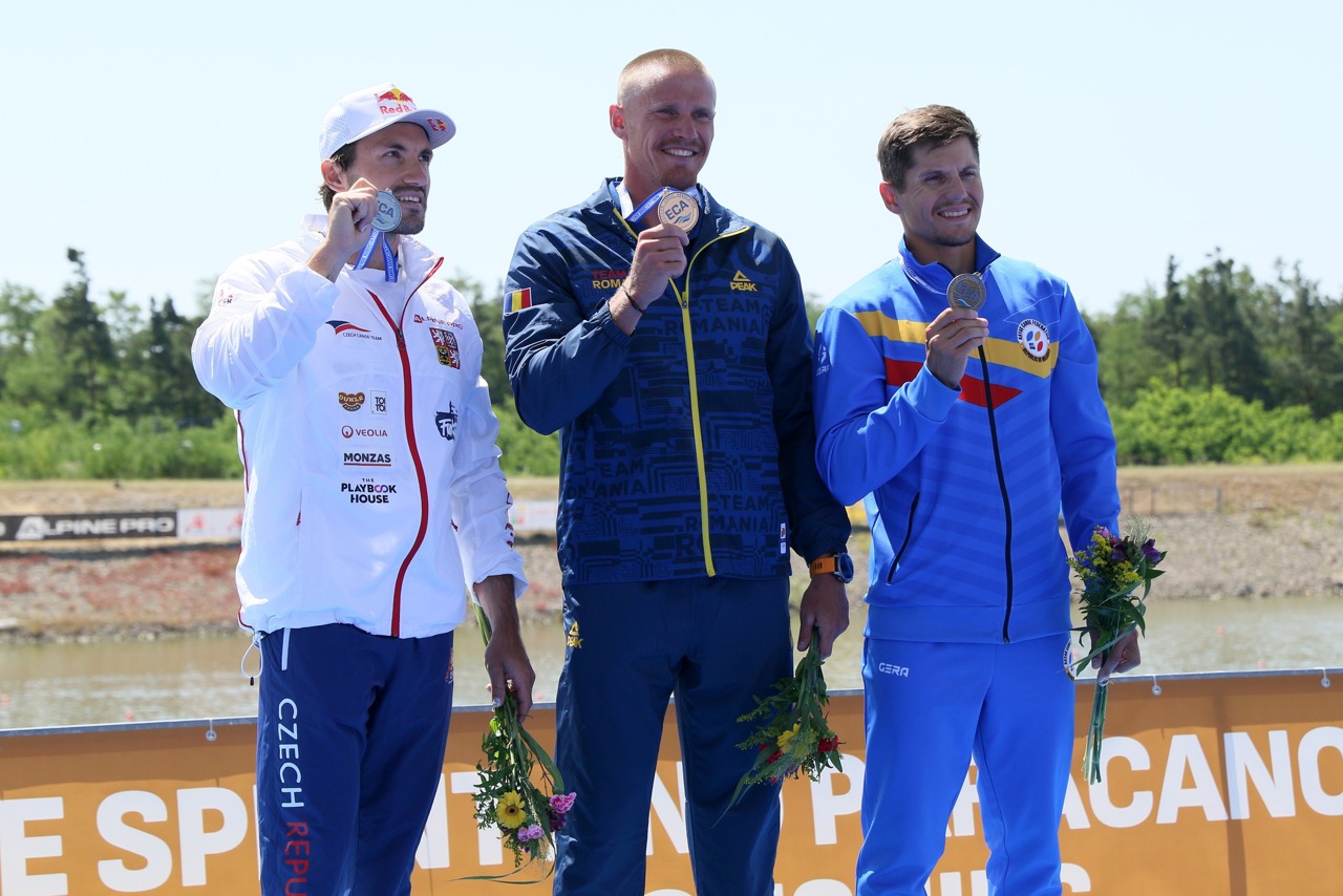 Canotorii moldoveni au urcat, de două ori într-o singură zi, pe podiumul de premiere la Campionatele Europene!