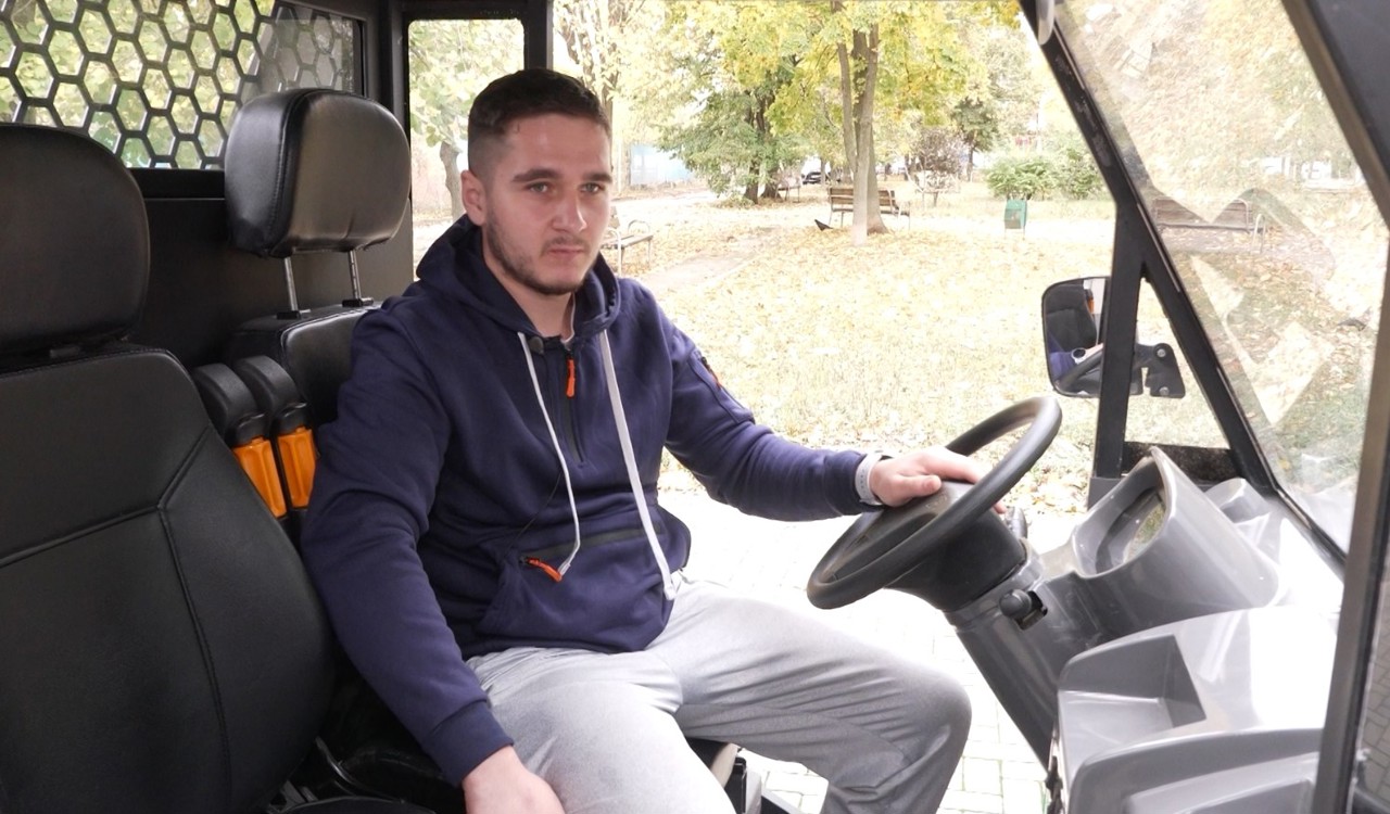 De la lucrare de licență, la inovație: Primul automobil electric, creat în R. Moldova de studenții de la UTM, a fost modernizat