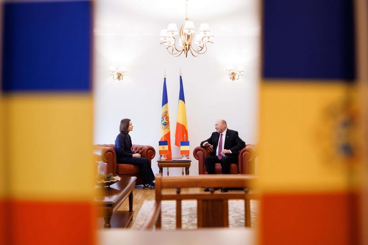 Traian Băsescu a redobândit cetățenia Republicii Moldova. Maia Sandu: „Vă așteptăm acasă”