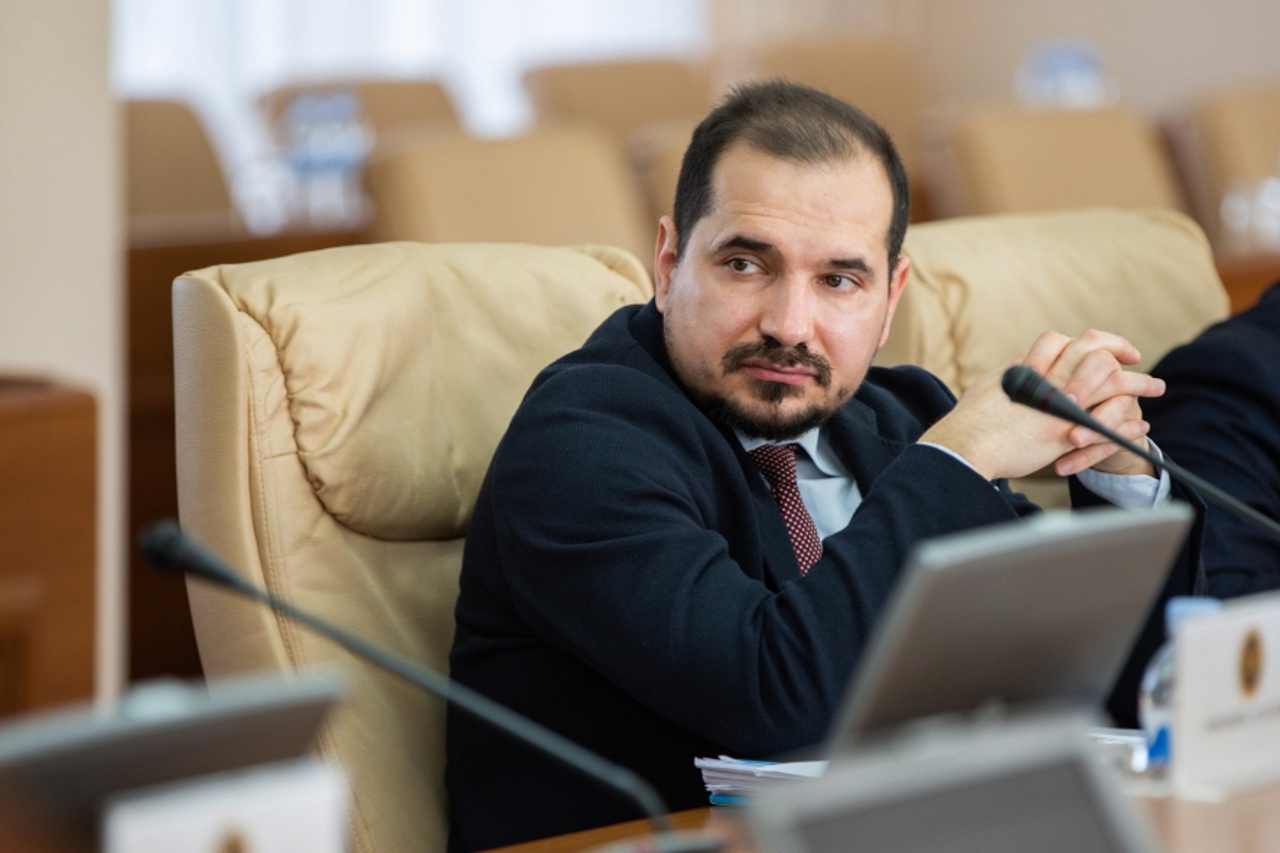 Reforma administrativă bate pasul pe loc în autonomia găgăuză. Buzu: „Deoarece nu avem o Adunare Populară funcțională, procesul este blocat”