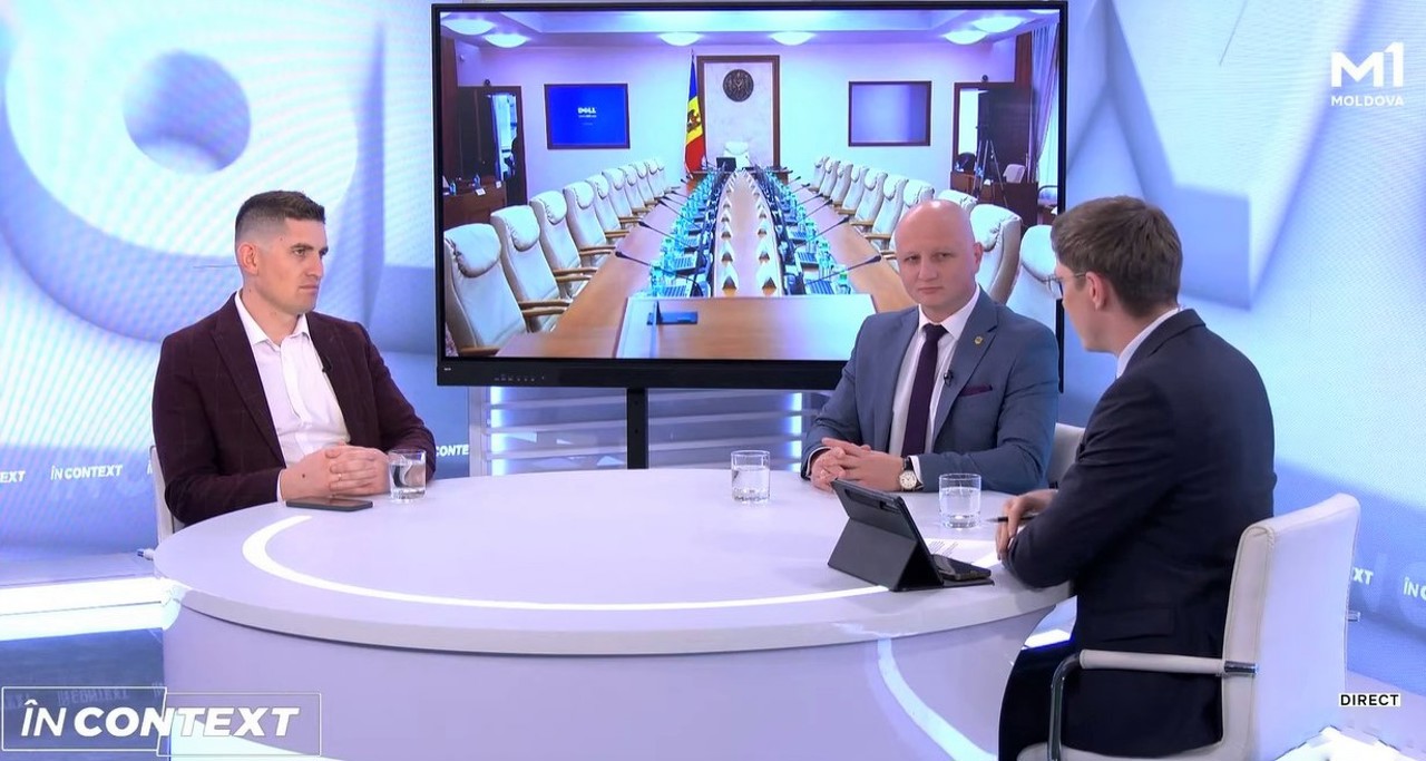 Expert: „Avem nevoie de un guvern să ducă până la capăt agenda de integrare în UE”. PAS: „Trebuie să livrăm o echipă profesionistă”