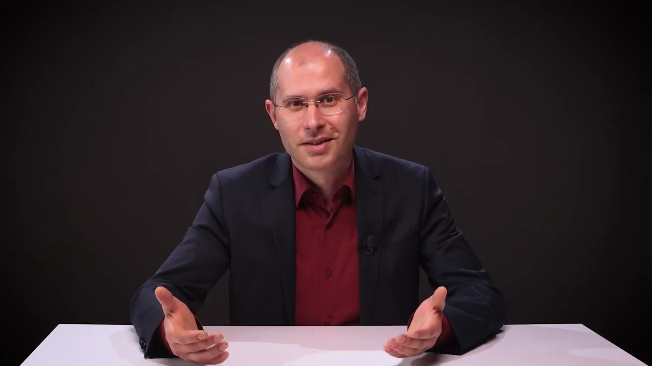 „Uitați-vă la Plahotniuc în ce hal a ajuns”: Fostul lider democrat, îndemnat de experți să-și ceară iertare și să returneze prejudiciul 