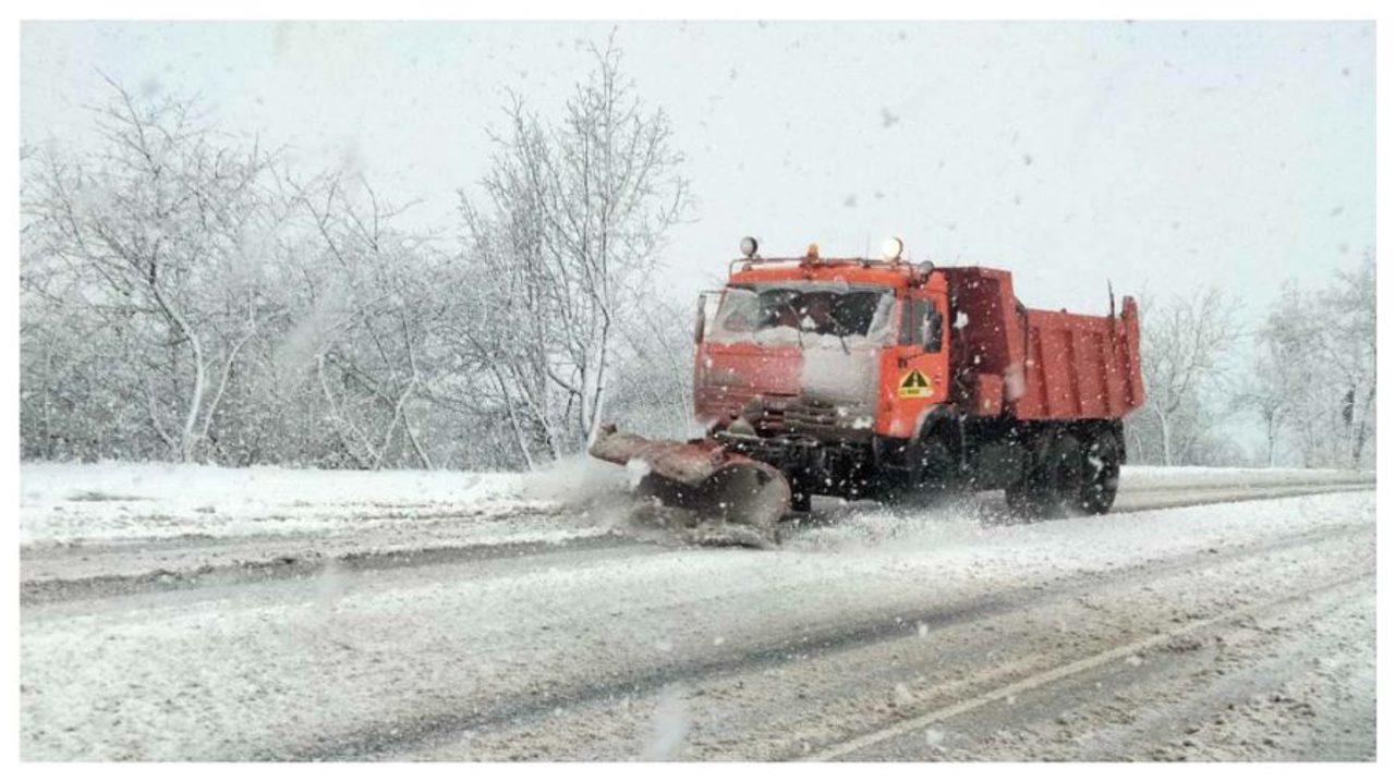 Snowfall Disruptions: Moldova Braces for Winter