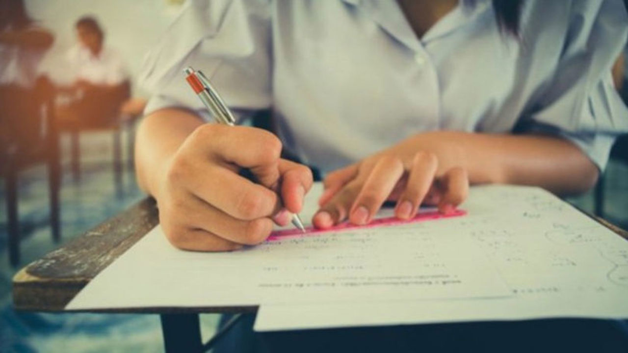 Școala duminicală de Matematică, soluția care ajută elevii să învingă dificultățile și să fie pregătiți de bacalaureat