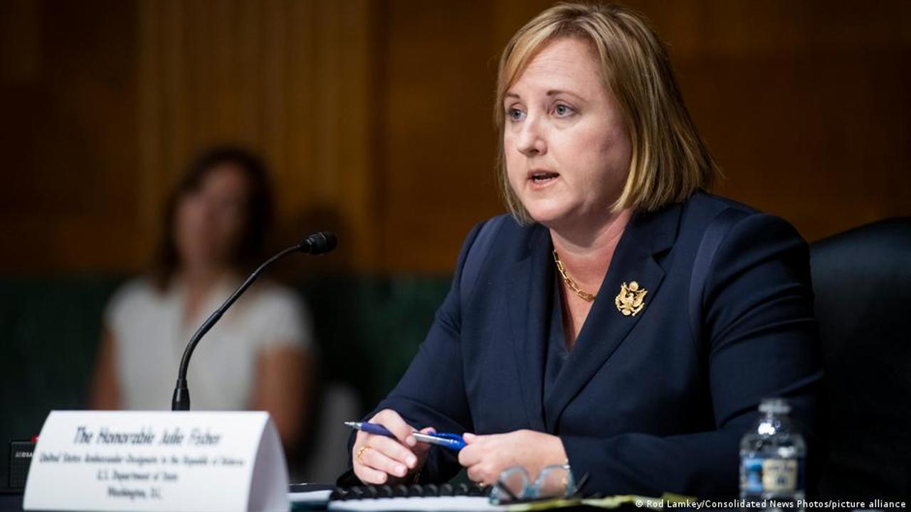 O nouă demisie la vârful diplomației SUA în Ucraina: Julie Davis și-a anunțat retragerea din funcție