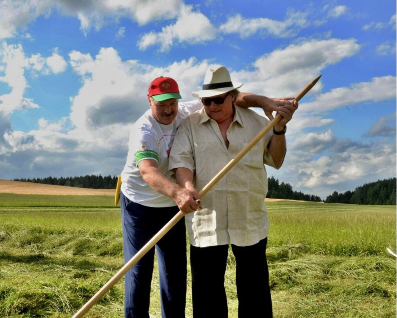 Gérard Depardieu cu dictatorul din Bielorusia Aleksandr Lukașenko