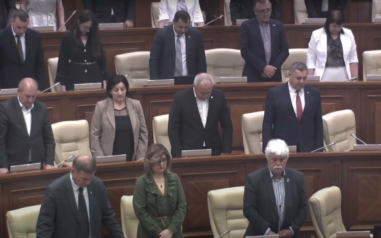 Victimele războiului de la Nistru, comemorate în Parlament, la 33 de ani de la luptele de la Tighina