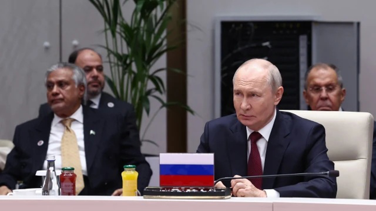 Putin face apel către marile puteri din Asia să ajute la prevenirea războaielor în lume