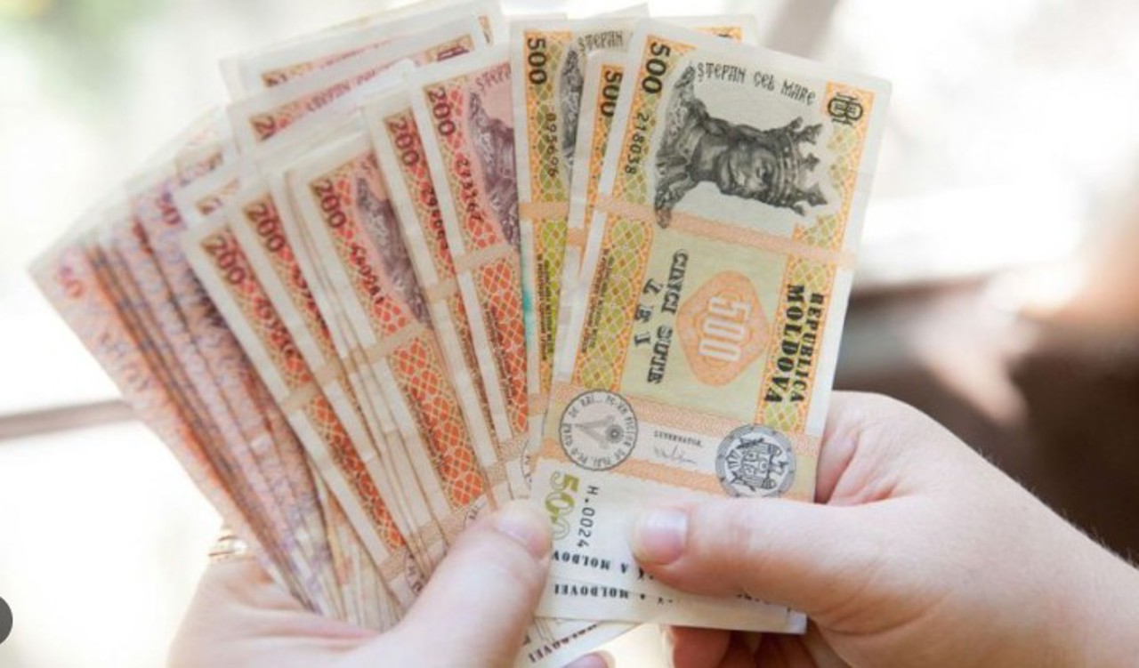 Munci egale, salarii inegale. De ce femeile din R. Moldova câștigă cu 15,6% mai puțin decât bărbații