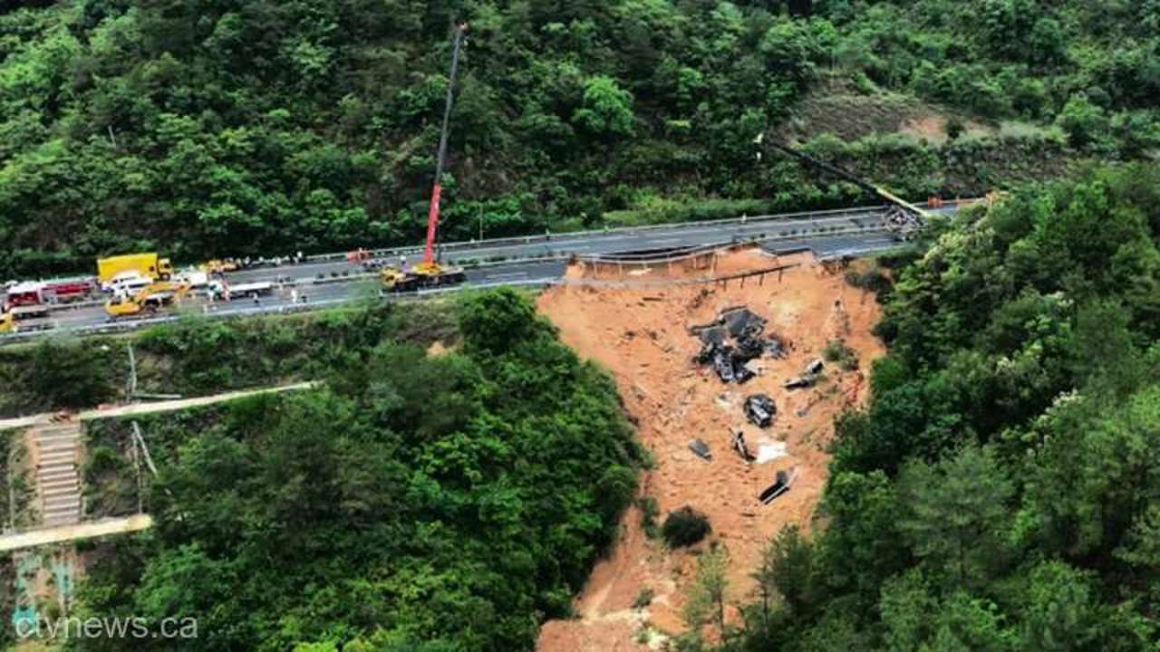 China: Numărul deceselor în urma surpării unei porțiuni de autostradă în sudul țării a crescut la 36