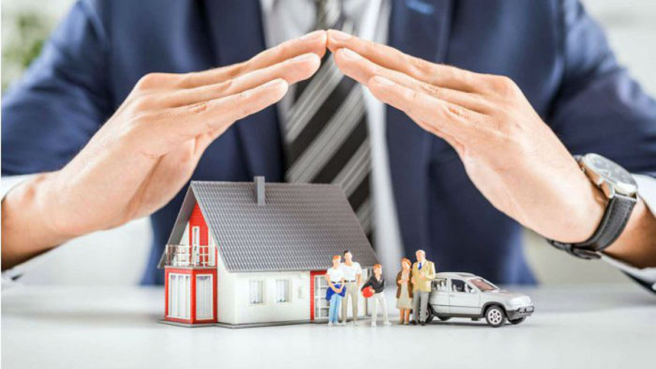 Deduceri fiscale pentru polițele de asigurare: cetățenii pot reduce venitul impozabil cu până la 17.400 de lei 