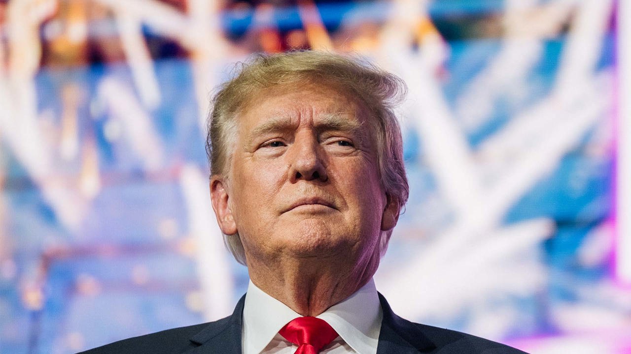 Donald Trump merge la New York: Fostul președinte al SUA, așteptat marți în instanță