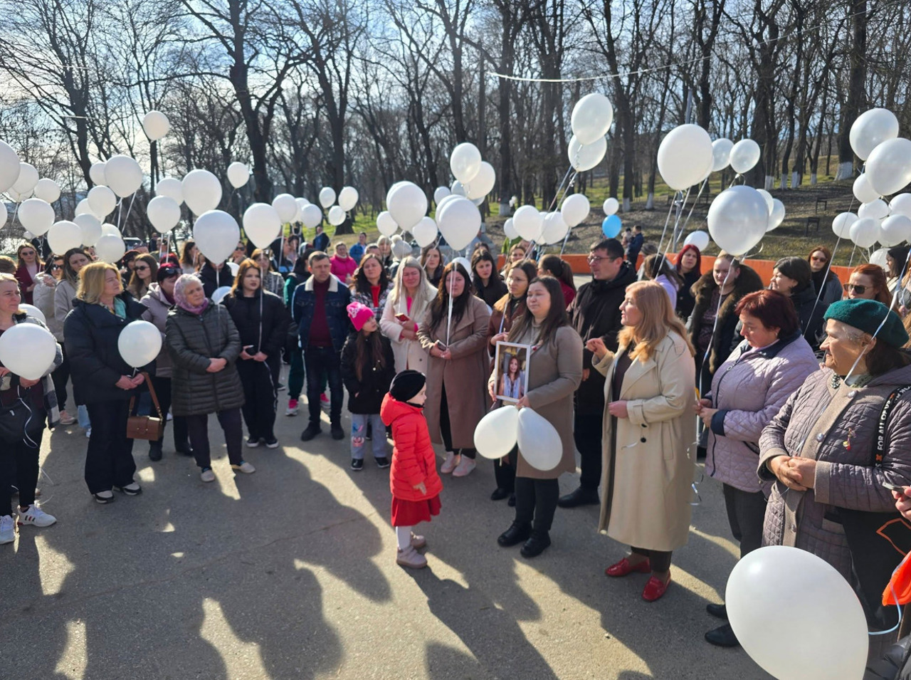 В Хынчештах требуют отставки вице-председателя района после гибели его супруги