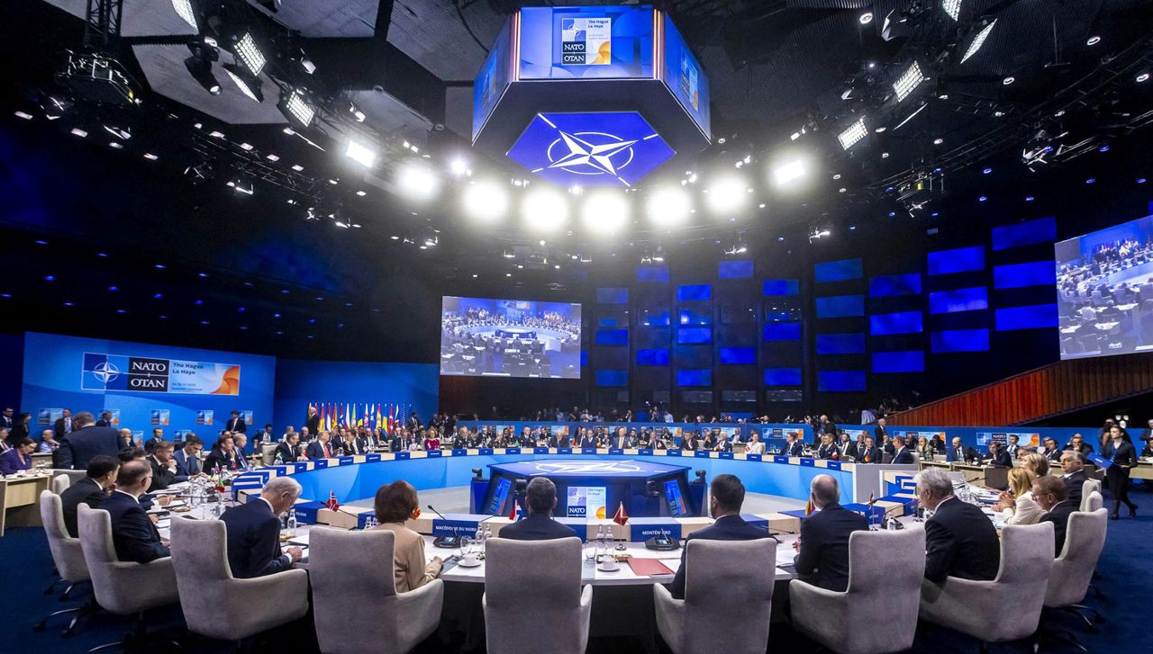 Mizele decisive ale summitului NATO de la Haga: va fi un eveniment istoric sau generator de tensiuni?