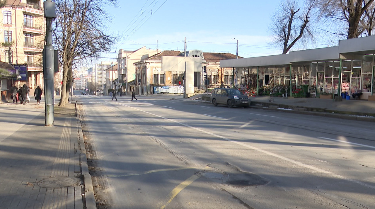 Chișinăul respiră liniștit în prima zi a anului: străzi pustii și plimbări relaxante
