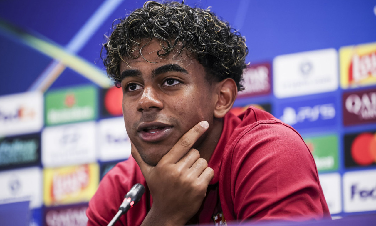 Declarații tari ale lui Lamine Yamal: starul echipei FC Barcelona crede că merită „Balonul de Aur” 