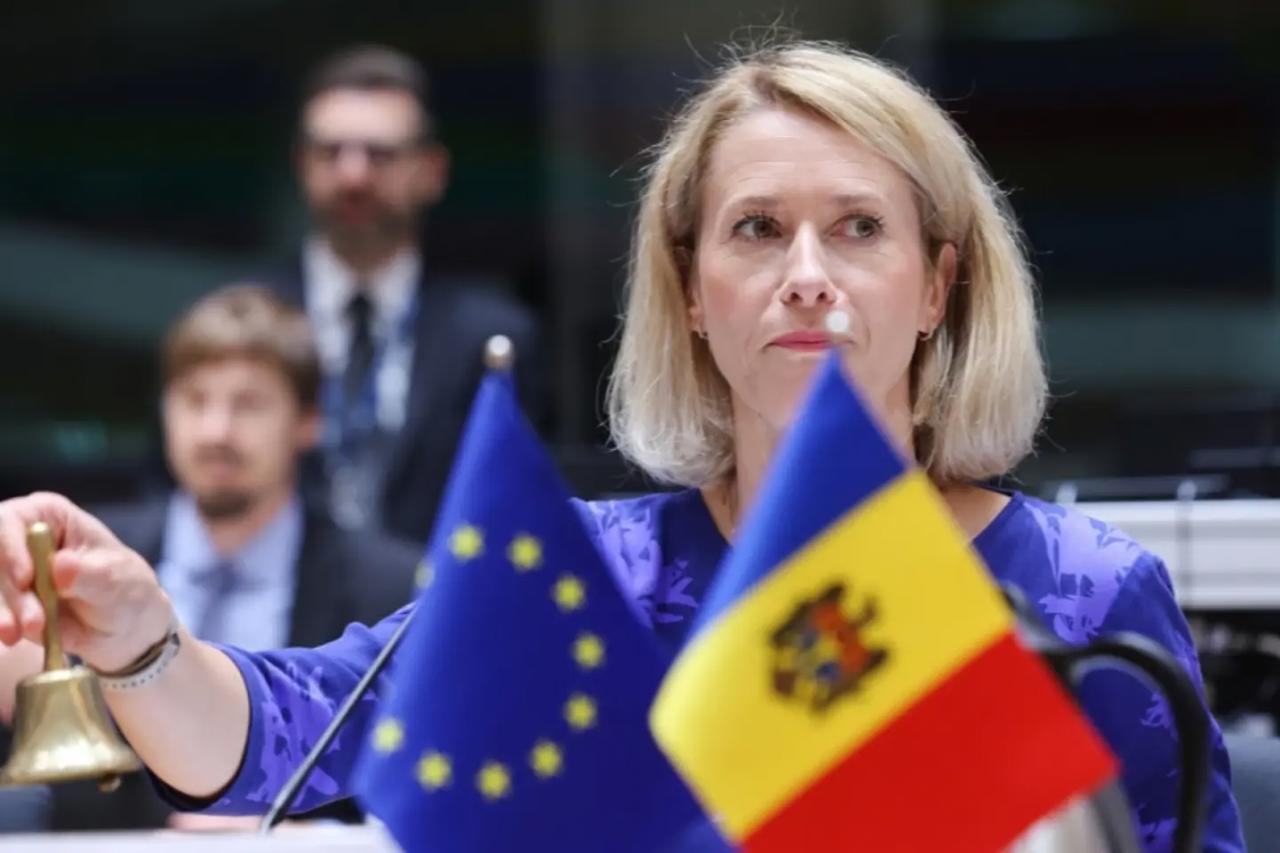 „Îi oferă venituri suplimentare pentru a-și duce războiul”. Reacția UE după ce Trump a anunțat că va primi motorină de la Putin 