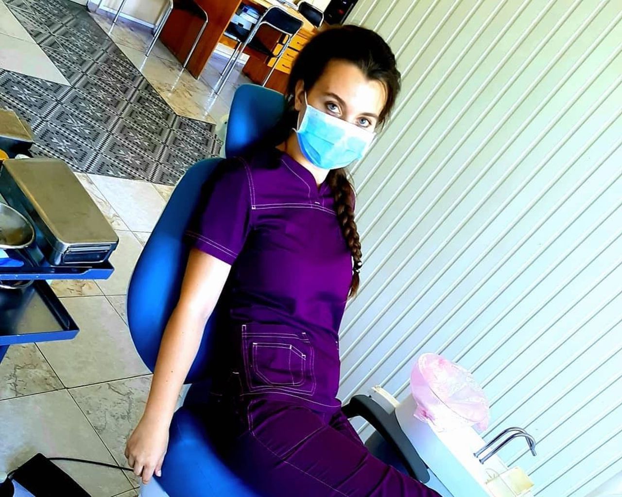 „La începutul războiului, în mine a avut loc o mică moarte”: Povestea medicului din Herson care tratează pacienți în R. Moldova