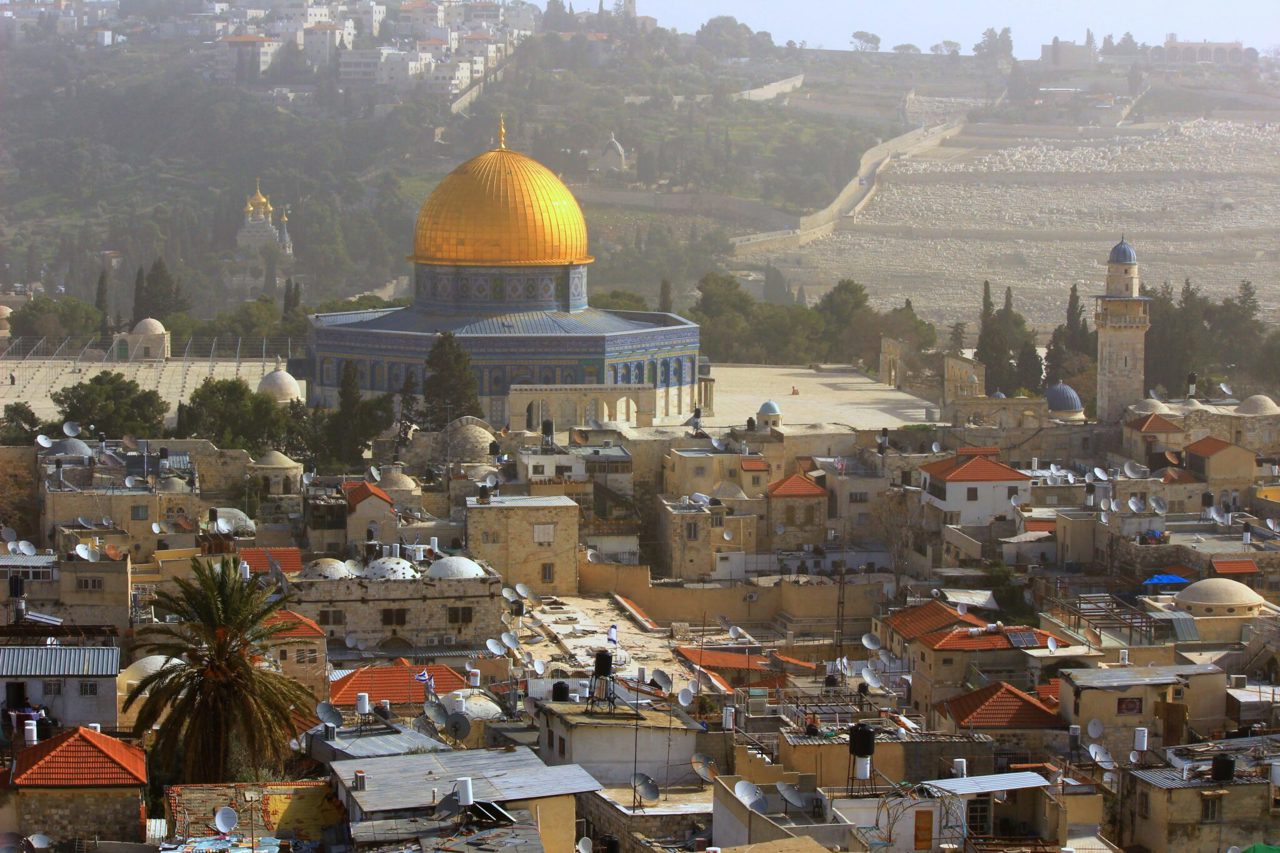 Mai mulți cetățeni moldoveni, evacuați din Israel cu sprijinul Ucrainei 