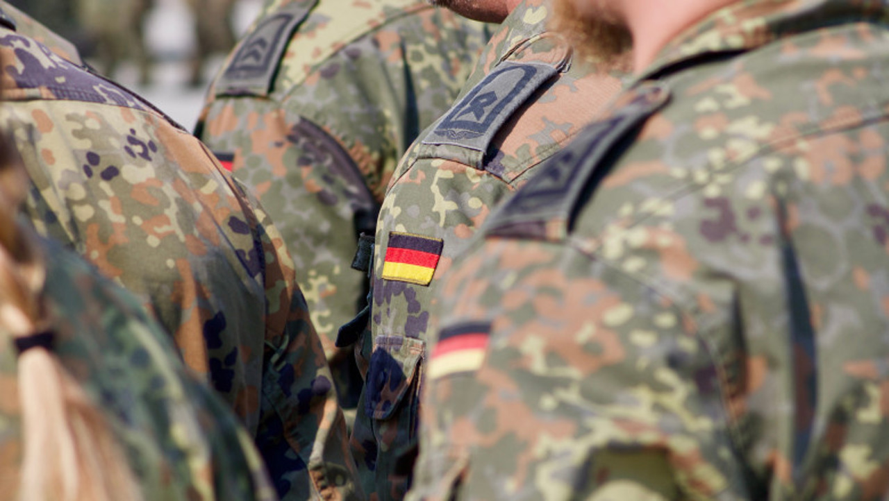Corespondență Dan Alexe | Reînarmarea Germaniei, sau sfârșitul „dividendului păcii”