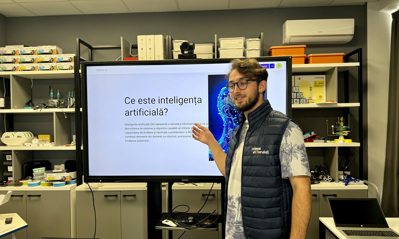 Profesorii, instruiți să integreze inteligența artificială în timpul orelor