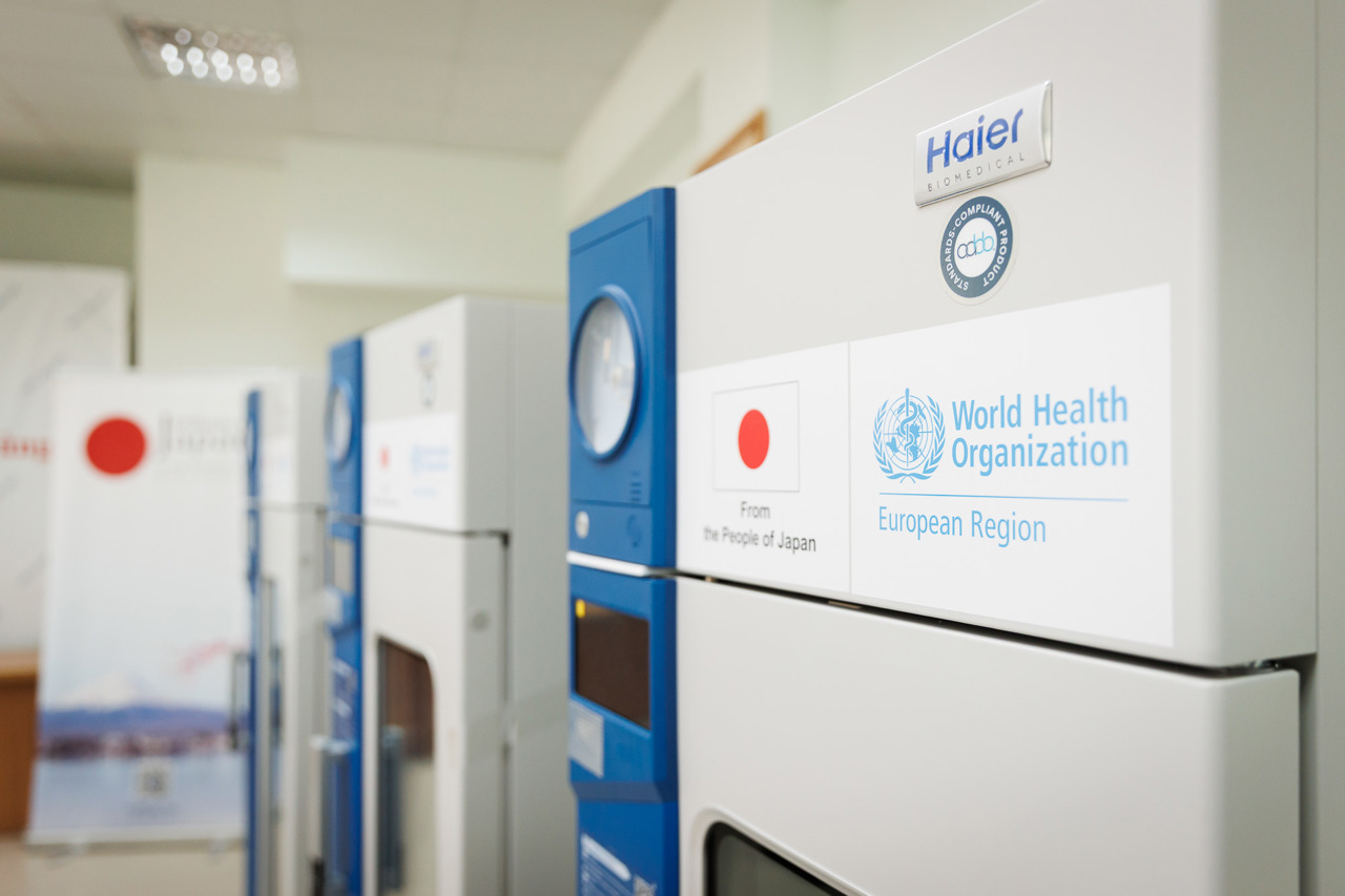 Echipamente din Japonia, donate Centrului Național de Transfuzie a Sângelui  