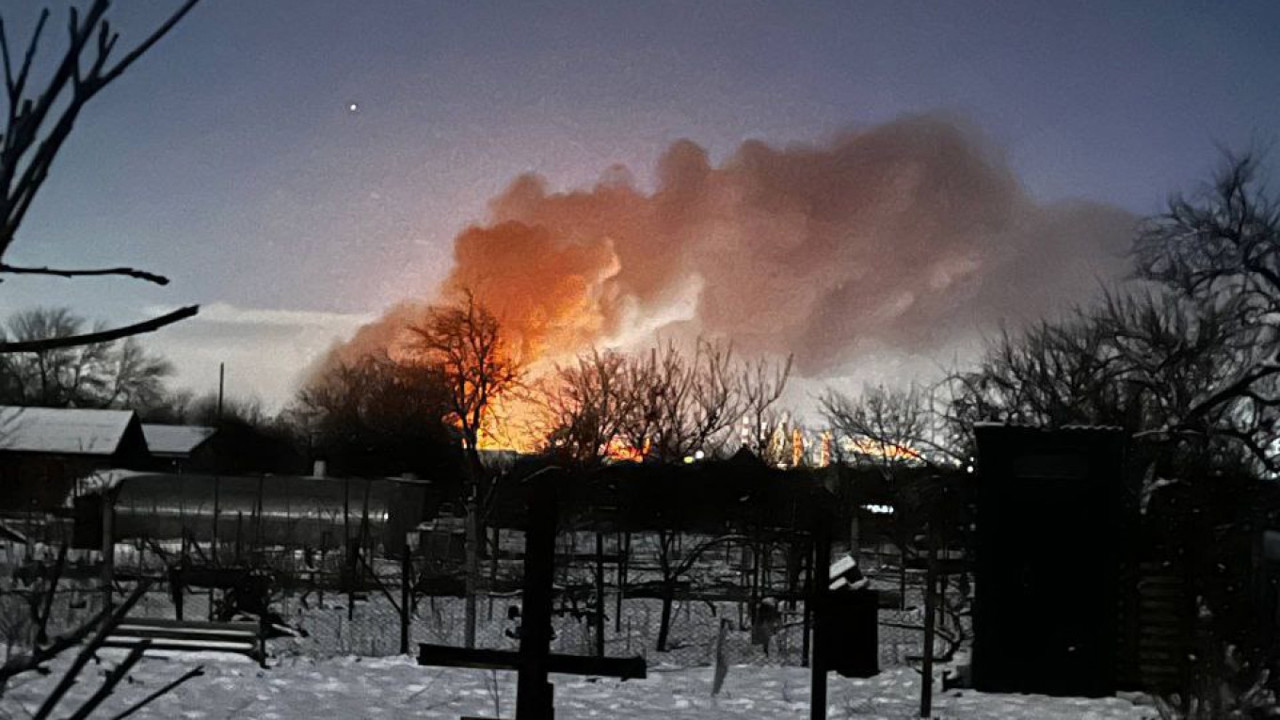 Ucraina a atacat cu drone rafinăria Ilsky și două depozite de petrol din Rusia