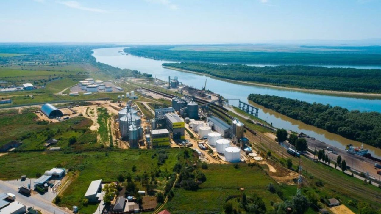 Criza carburanților: Peste 60 de benzinării au rămas fără stocuri, iar la Giurgiulești au ajuns încă 6.000 de tone de motorină