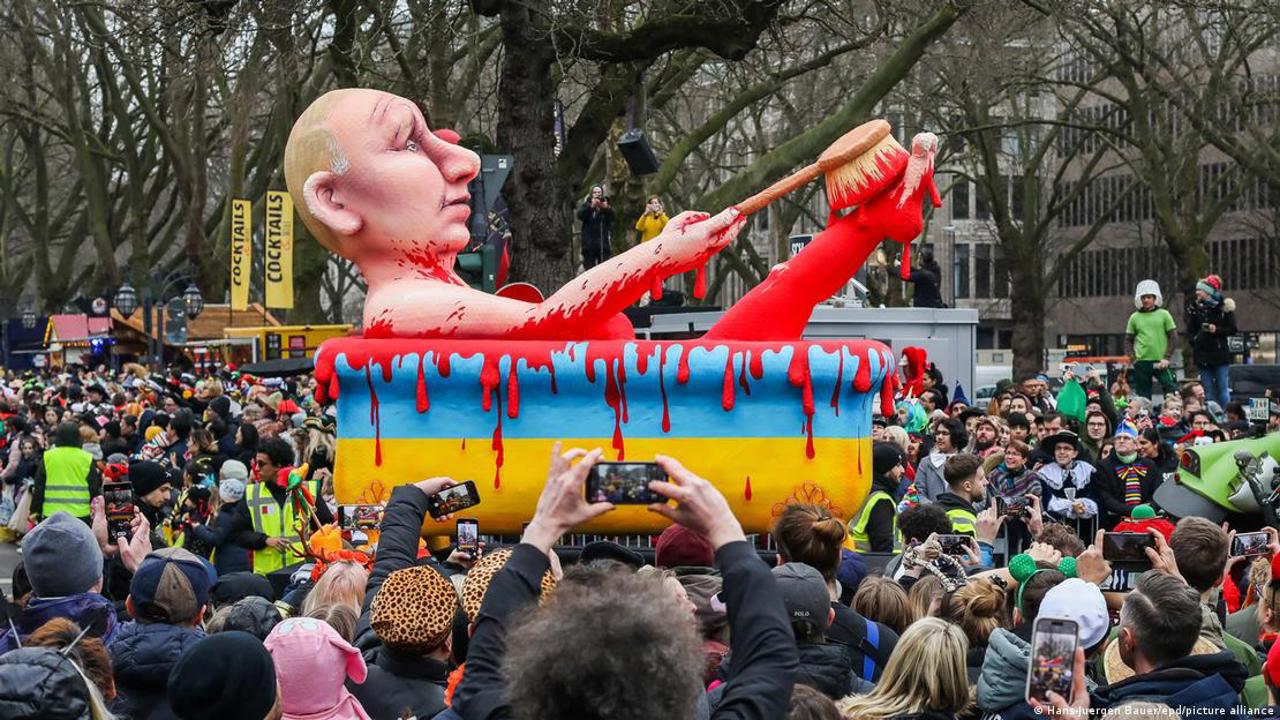 Sculptor german, judecat în Rusia pentru satiră la adresa lui Vladimir Putin