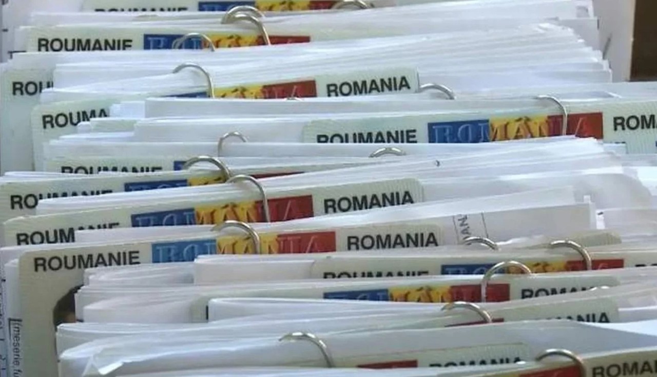 Pașaport sau buletin cu reședință: soluțiile legale pentru basarabeni după anularea a peste 100.000 de acte românești