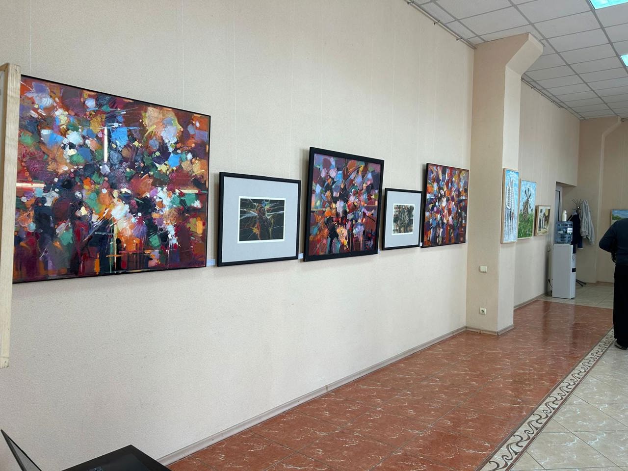 Expoziție de primăvară, deschisă la Galeria regională de artă din orașul Comrat