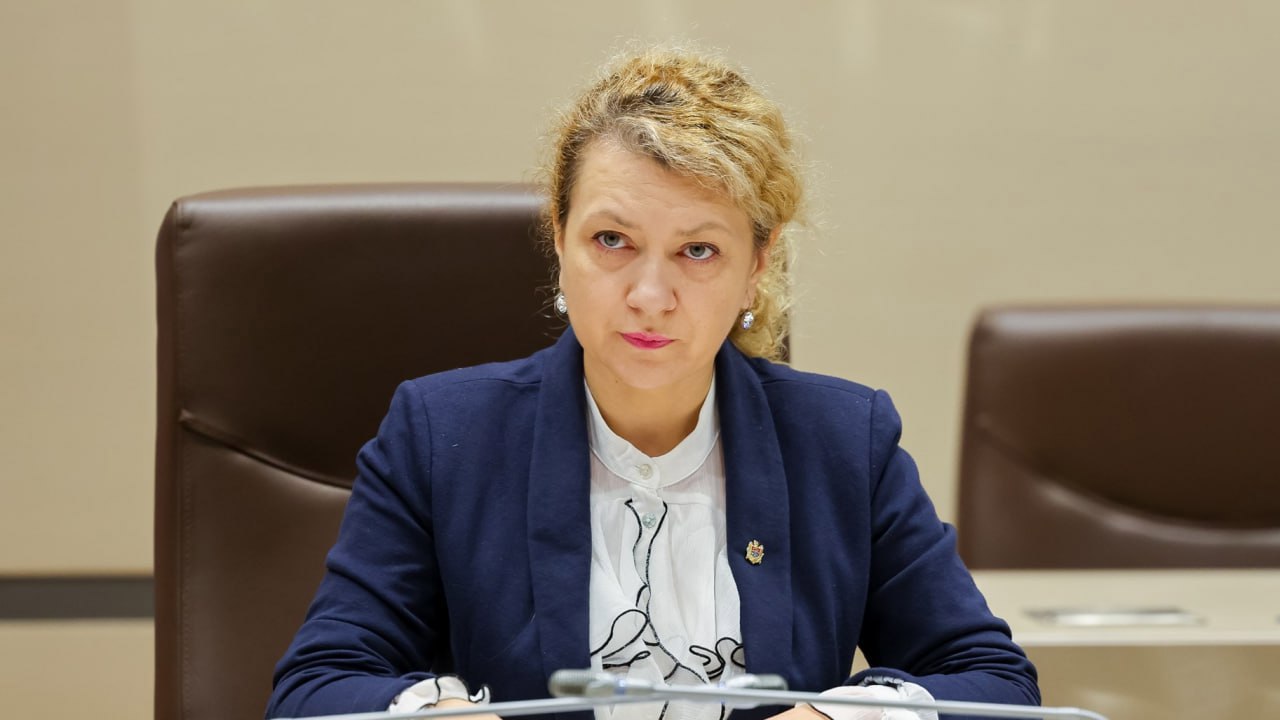 Din Parlament, la MAI. Deputata PAS, Mariana Lucrețeanu, numită în funcția de secretar de stat