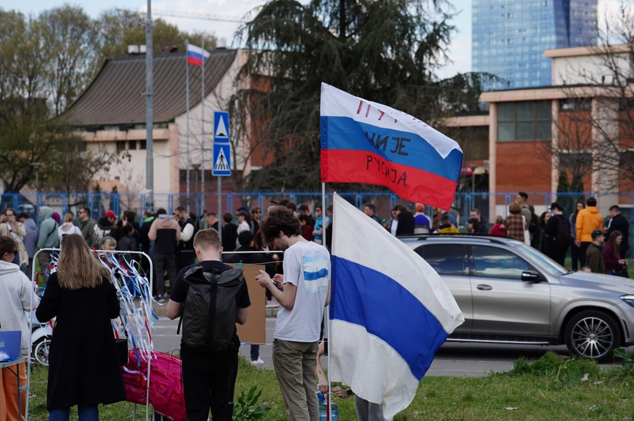 Rusia se teme de proteste la ambasade în timpul alegerilor pentru Duma de Stat: Moscova cere interdicții