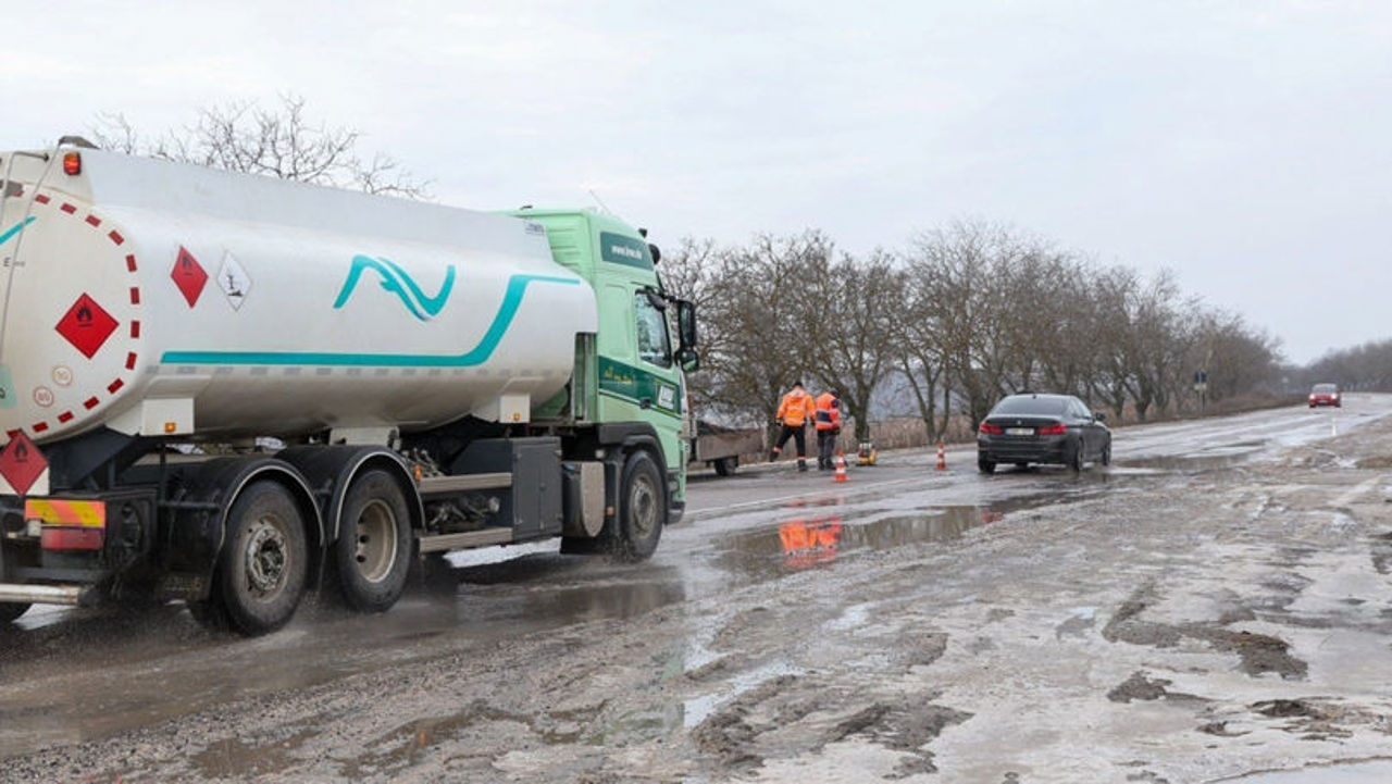 Stocurile de motorină din R. Moldova, la limită: autoritățile dau asigurări că situația este „gestionabilă”