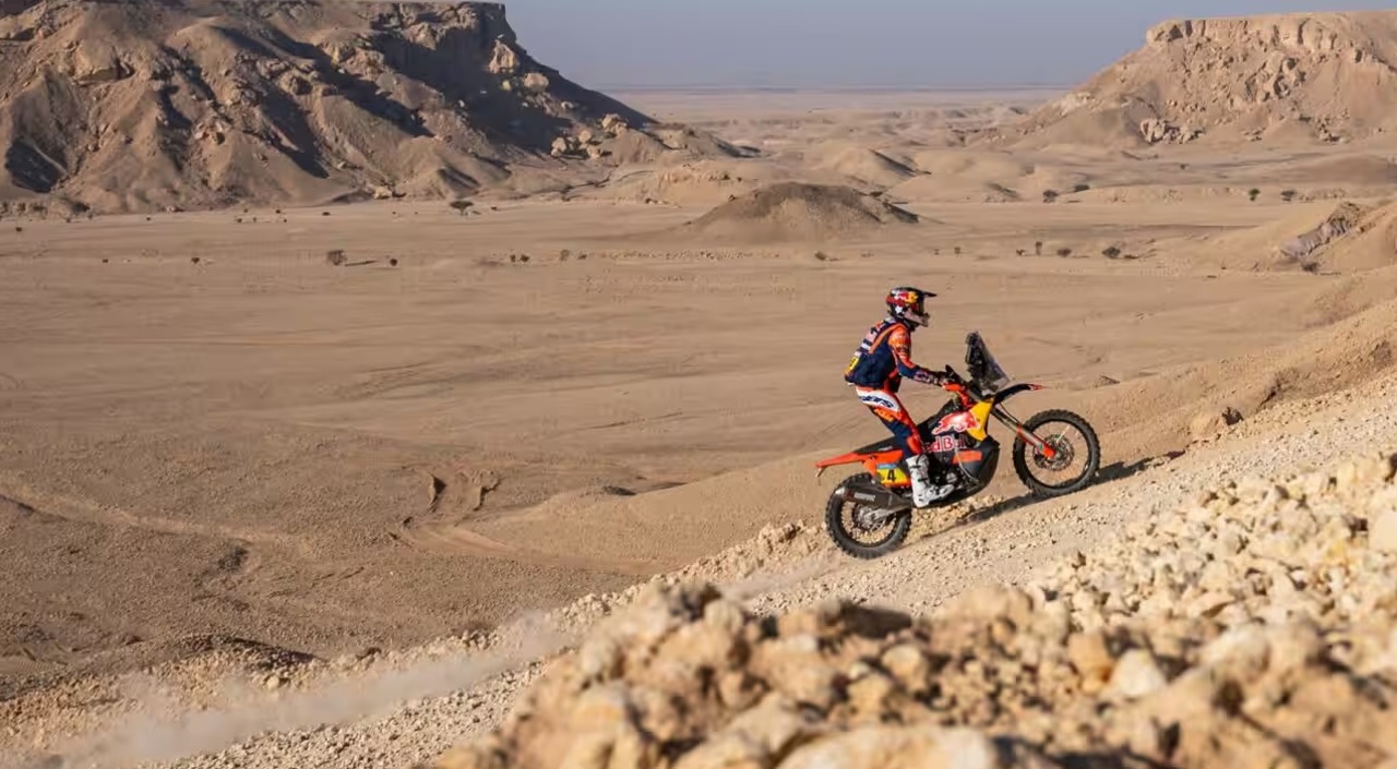 Daniel Sanders leads Dakar Rally Moto category ahead of final stage