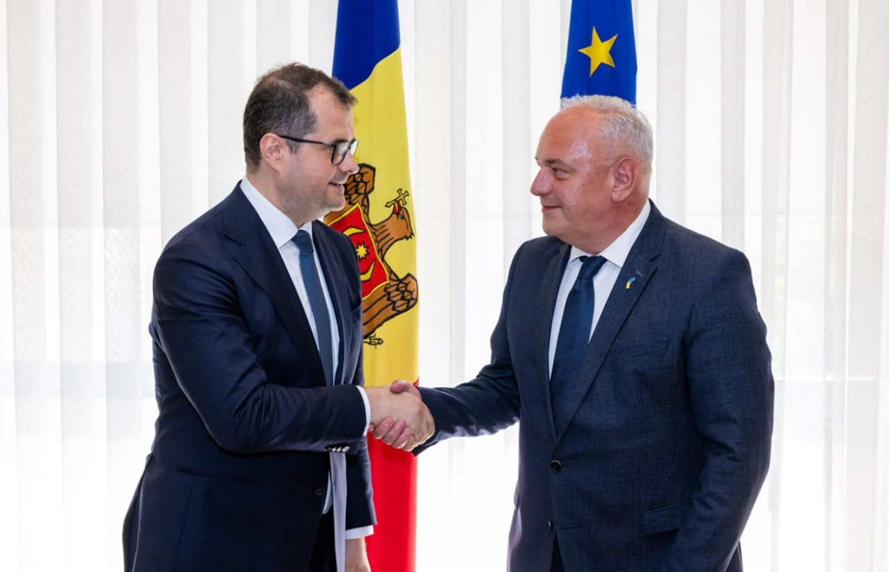 Premierul Vasile Tofan și ambasadorul Ucrainei, Paun Rohovei, au discutat despre cooperarea bilaterală și proiectele comune