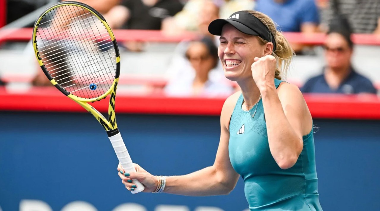 Caroline Wozniacki a revenit pe terenul de tenis cu o victorie