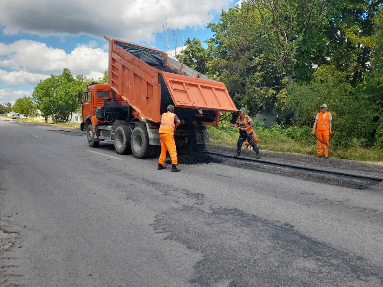 Marcaje, trotuare și parapete de siguranță: Autoritățile caută companii care să reabiliteze cinci zone critice de pe drumurile naționale   