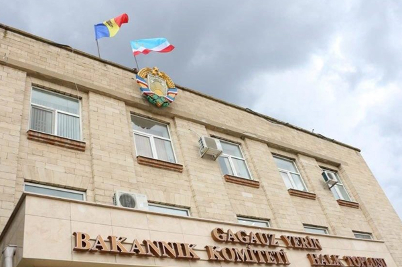 Как Гагаузия не стала краем мечты - итоги года с журналистом из Комрата Петром Гарчу