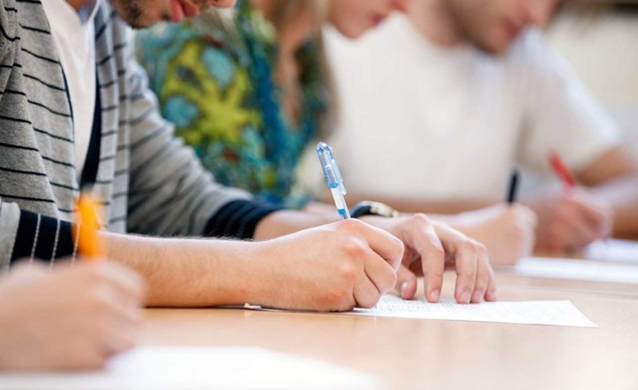 „Luceafărul” на экзамене на степень бакалавра. Самым сложным для студентов было описать выражение "chip de lut". 