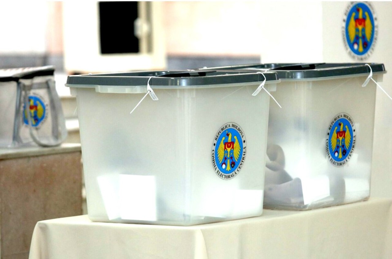 Six localities elect new mayors: two independents, two socialists, and one each from PDCM and LOC